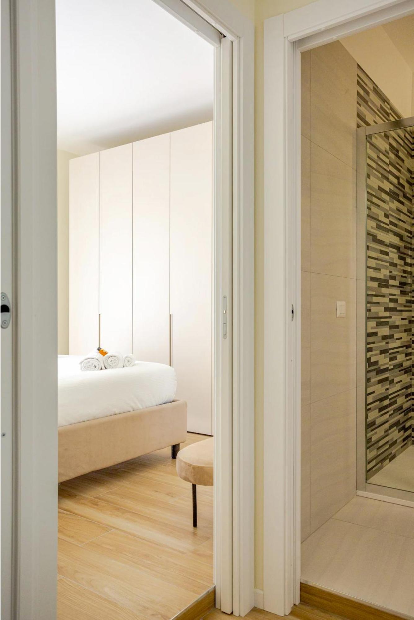 Champagne Suite Milano Esterno foto